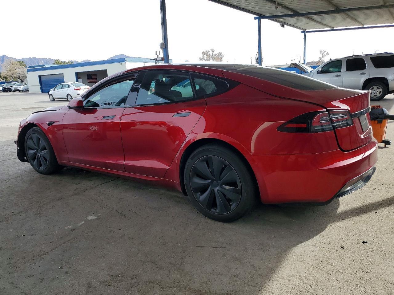 2023 Tesla Model S - Фото 2