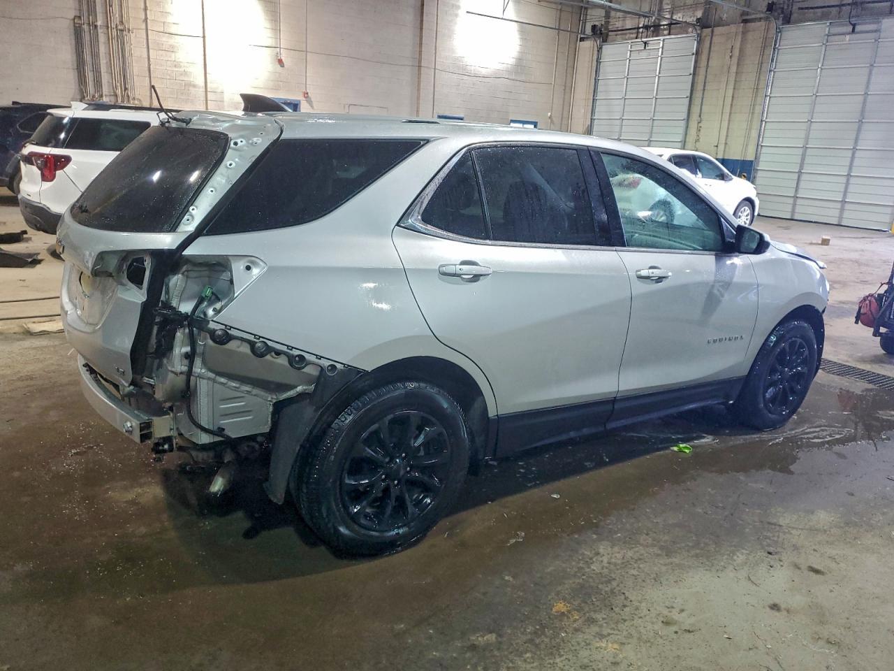 2019 Chevrolet Equinox Lt - Image 3