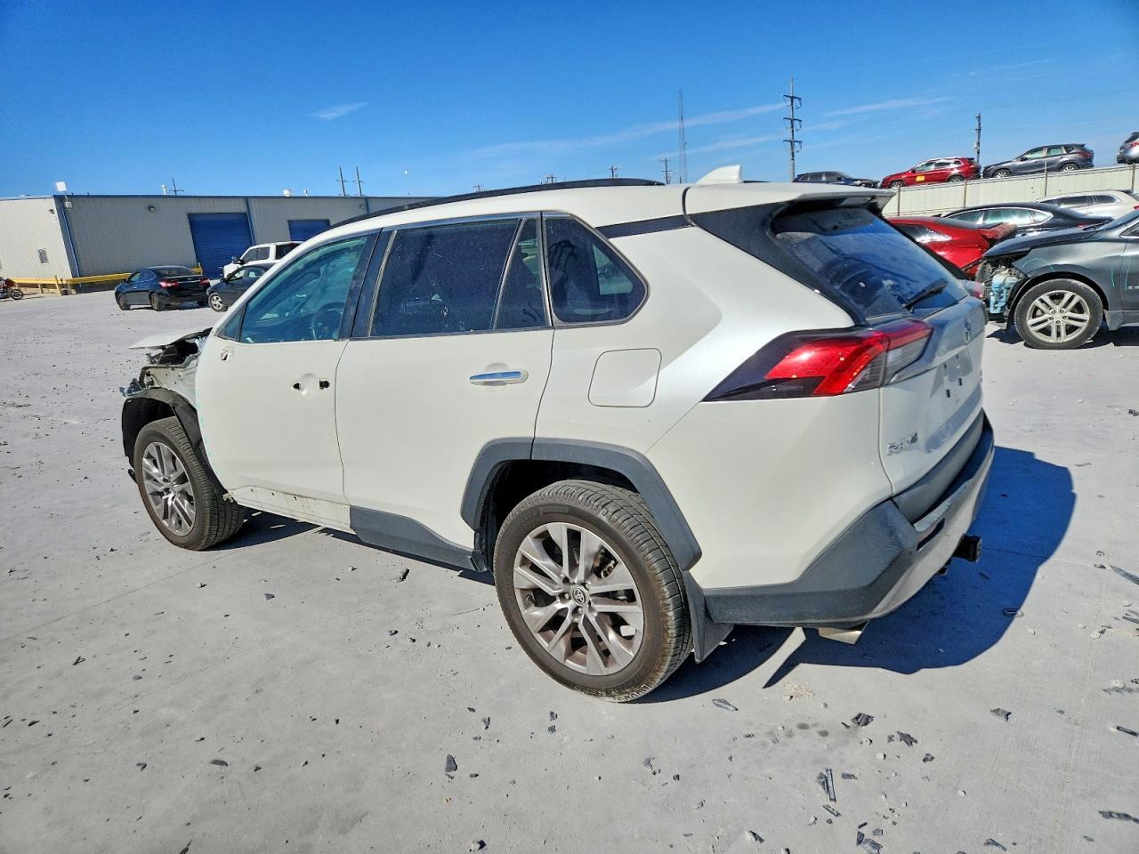 2022 Toyota Rav4 Limited - Фото 2