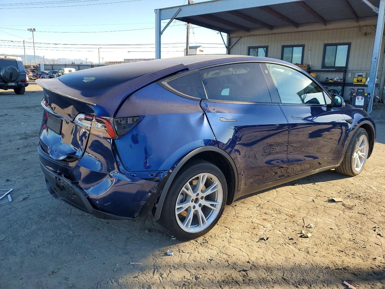 2022 Tesla Model Y - Image 3