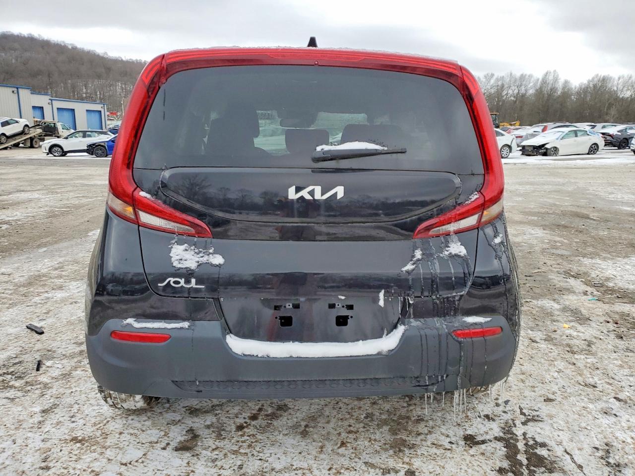 2022 Kia Soul Lx - Image 6