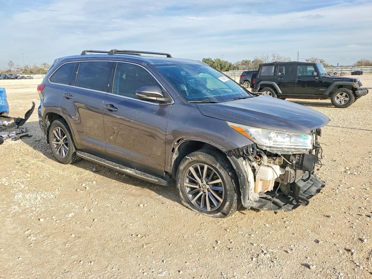 2019 Toyota Highlander - Фото 4