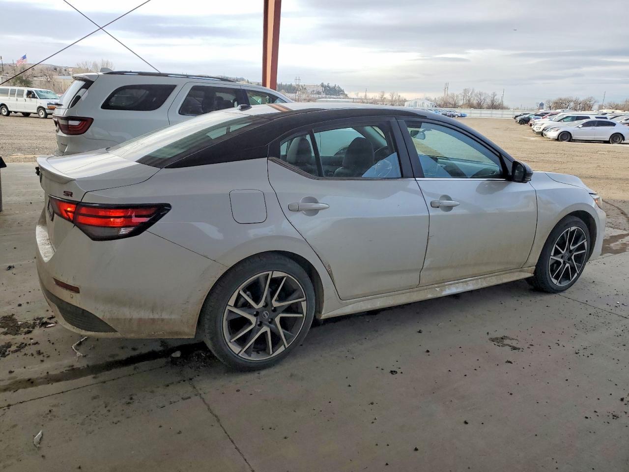 2025 Nissan Sentra Sr - Фото 3