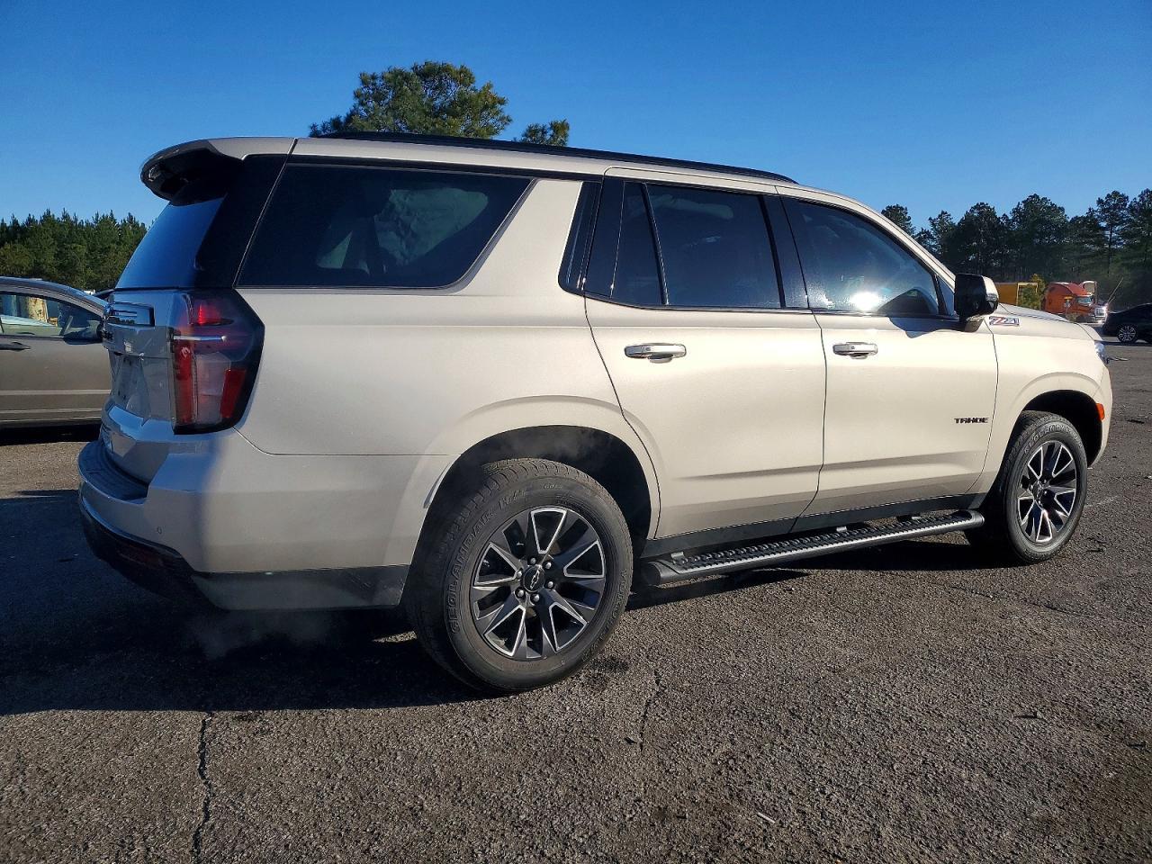 2021 Chevrolet Tahoe K1500 Z71 - Фото 3