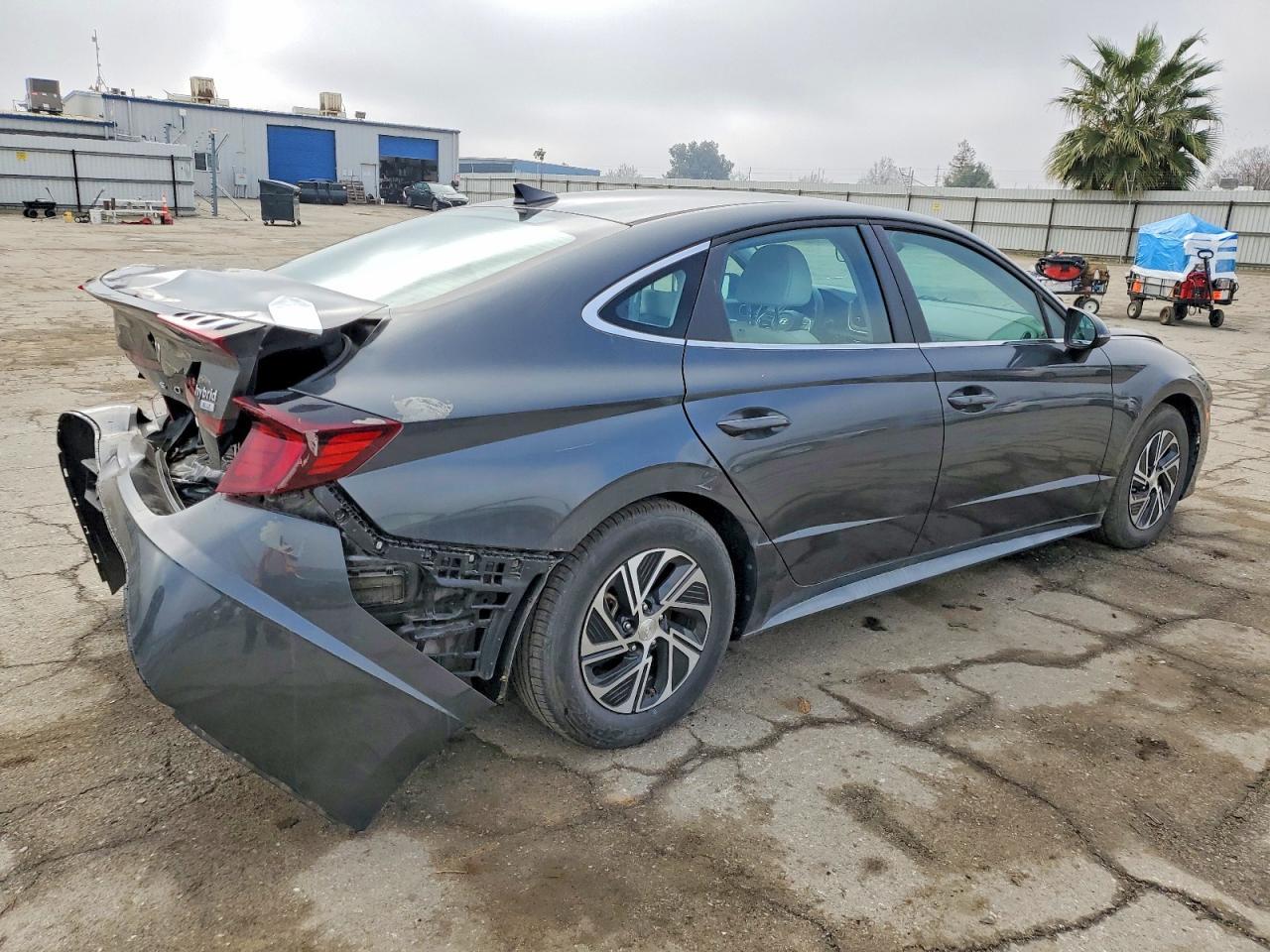 2021 Hyundai Sonata Hybrid - Фото 3