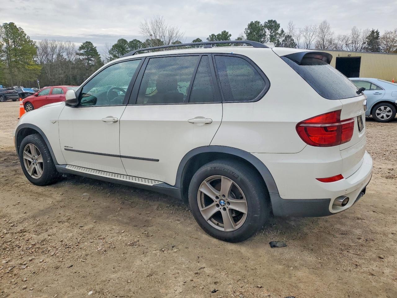 2012 BMW X5 xDrive35D - Image 2