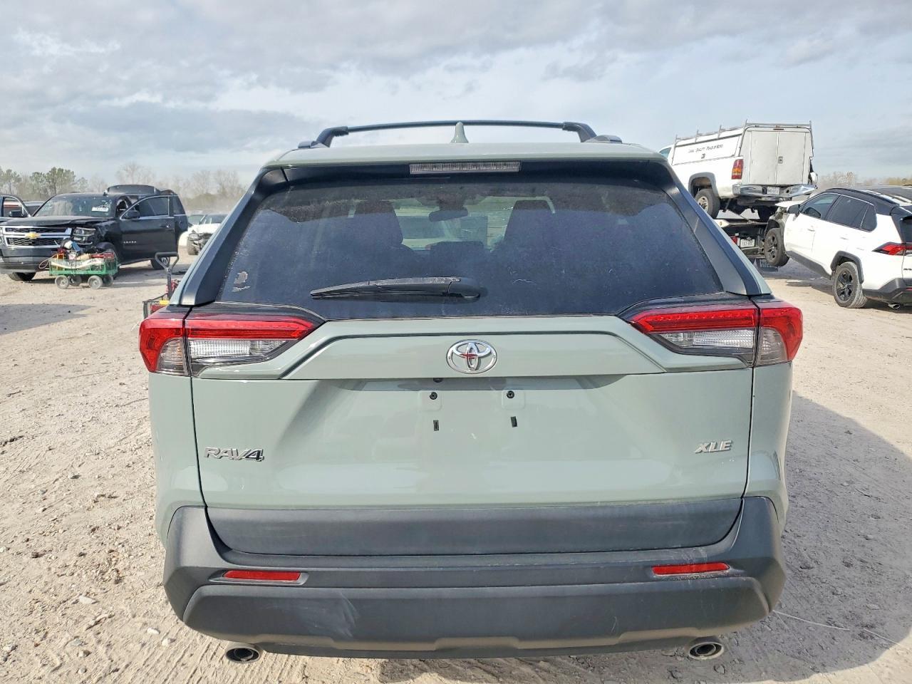 2021 Toyota Rav4 Xle - Фото 6