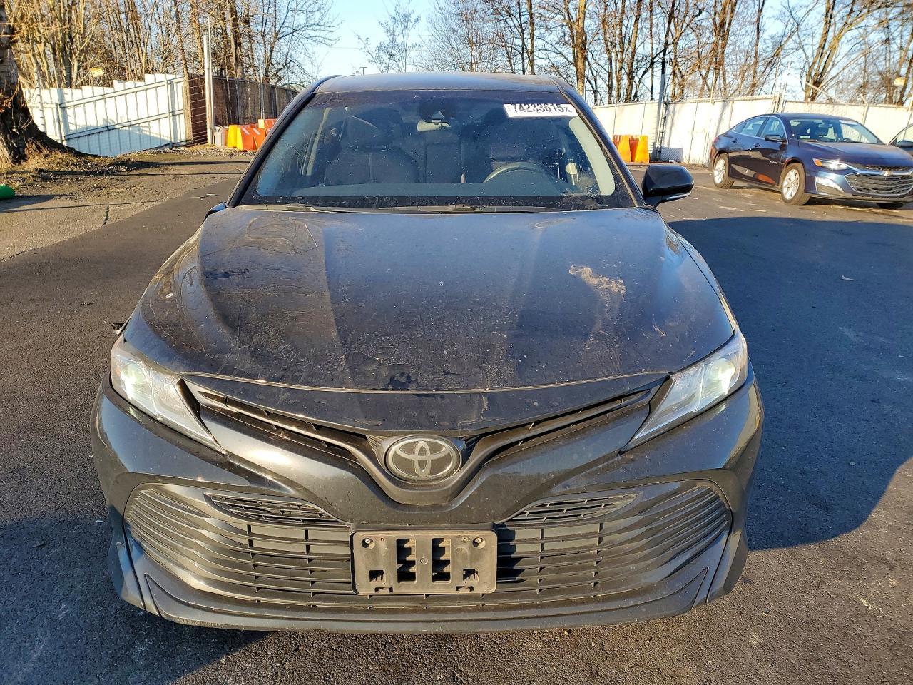 2020 Toyota Camry Le - Image 5