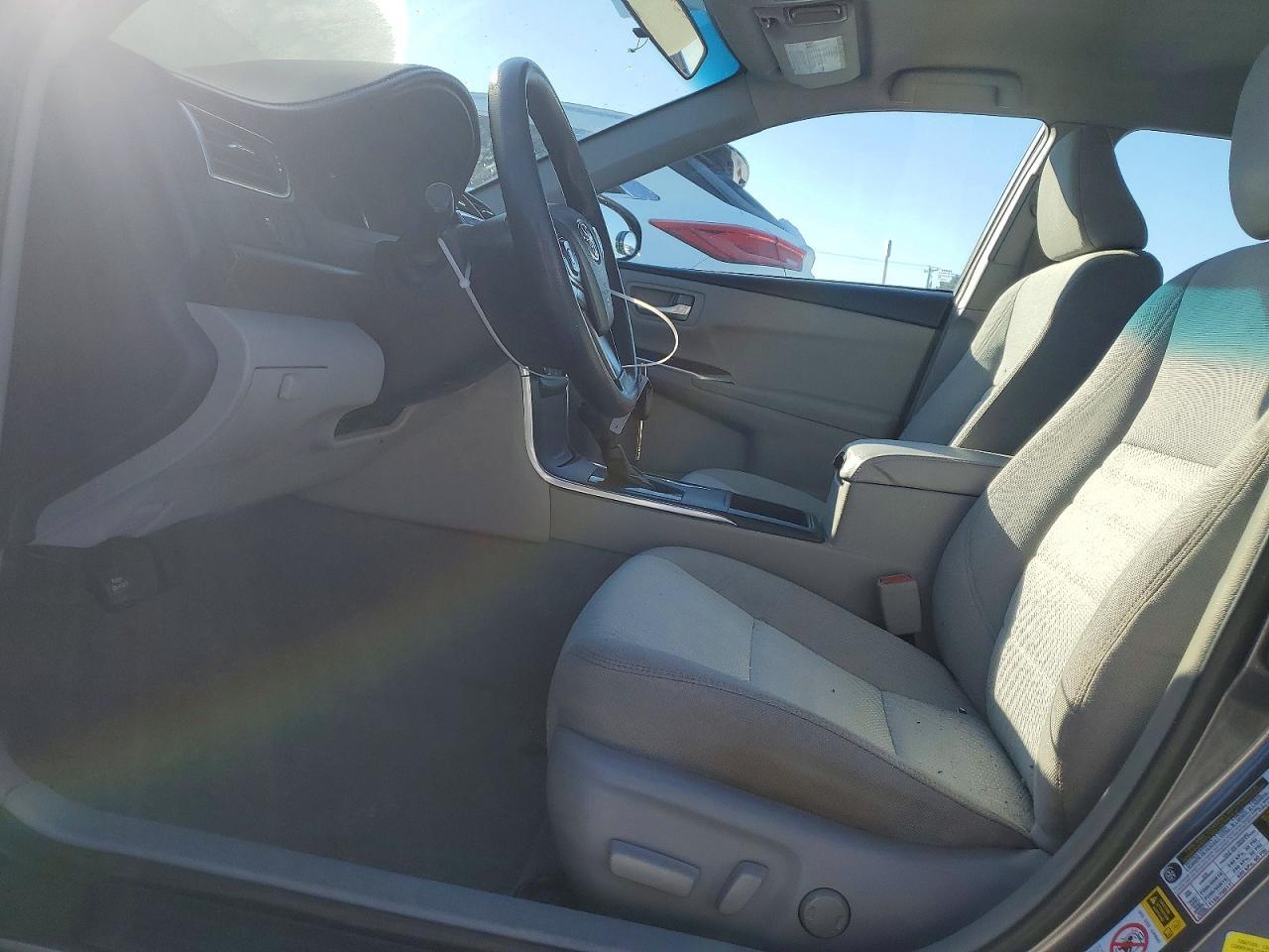 2017 Toyota Camry Le - Фото 7