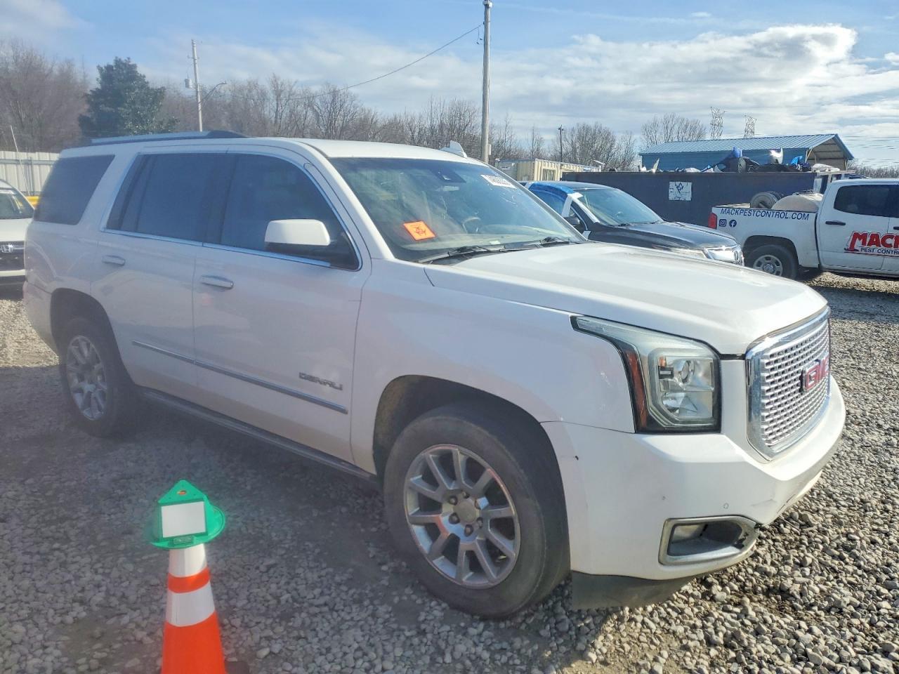 2016 GMC Yukon Denali - Фото 4