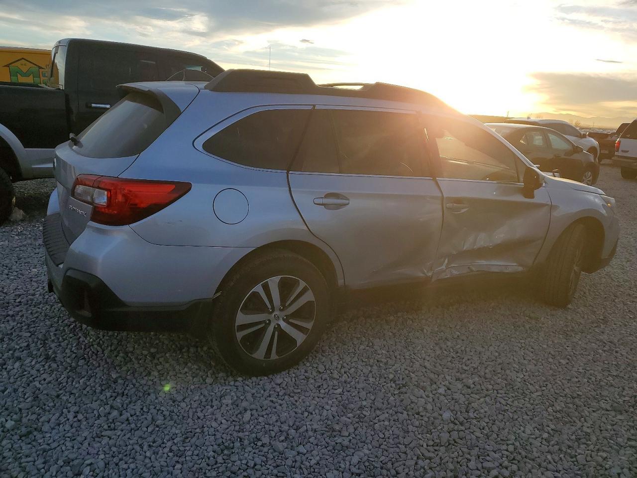 2019 Subaru Outback 2.5I Limited - Фото 3