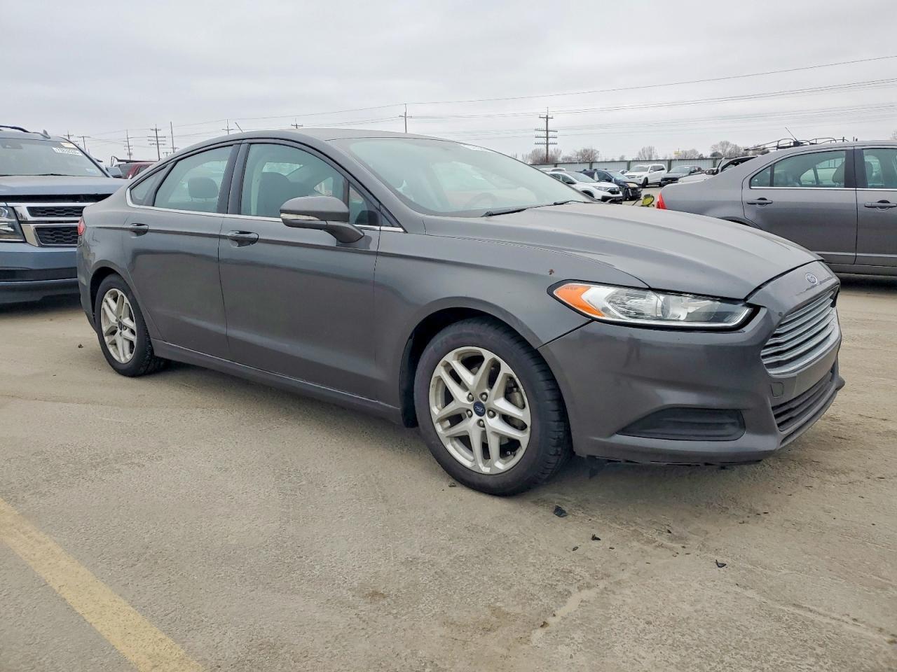 2016 Ford Fusion Se - Фото 4