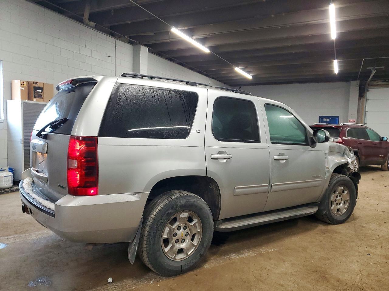2012 Chevrolet Tahoe K1500 Lt - Image 3