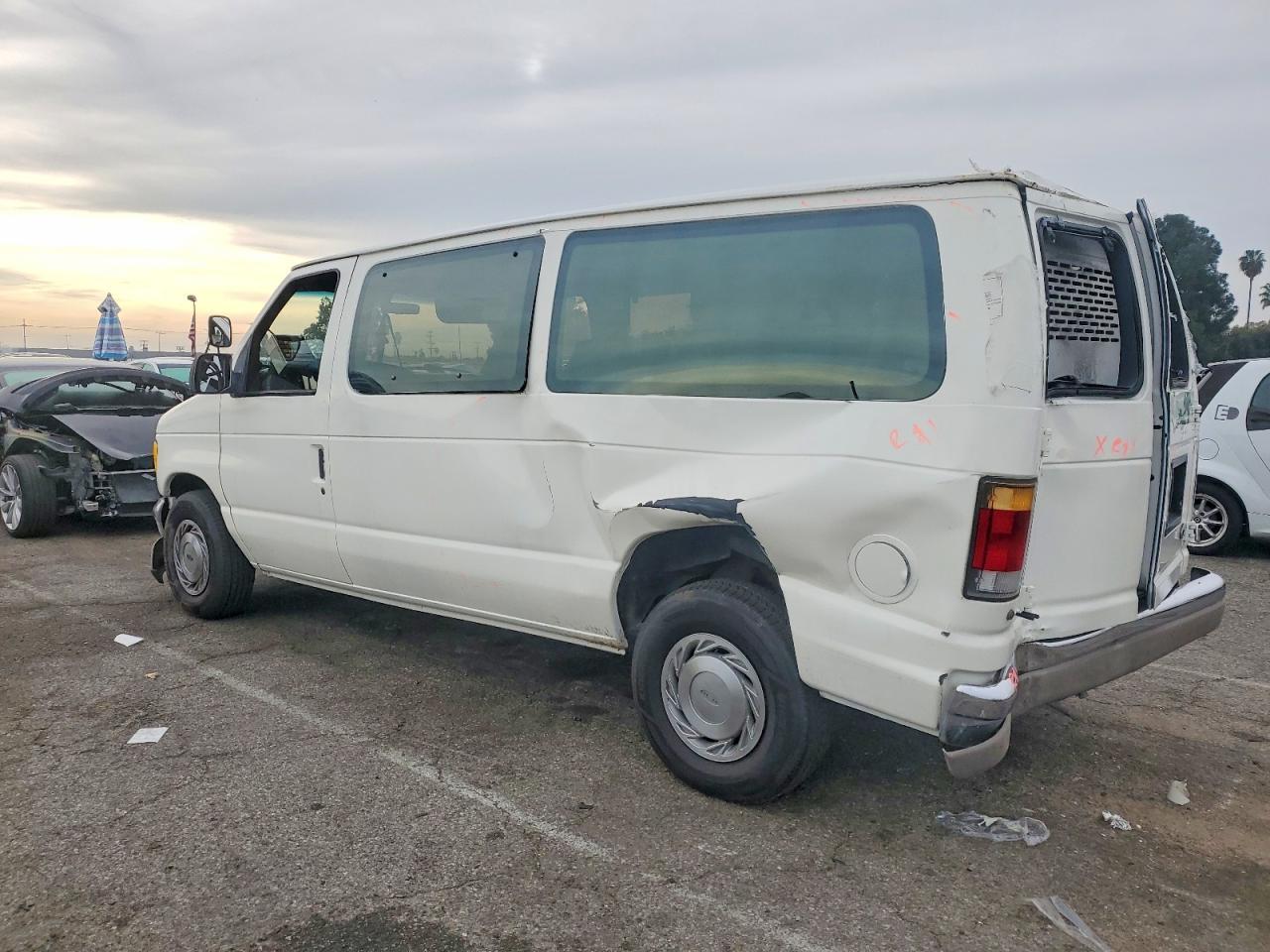 1993 Ford E150 Utility / Service Van - Image 2