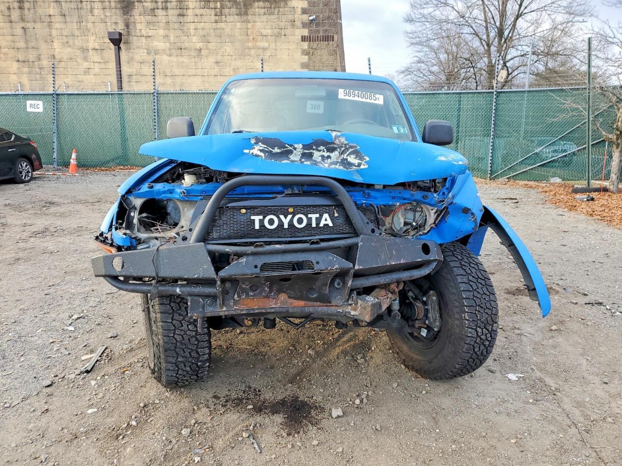 1996 Toyota 4Runner Limited - Image 5