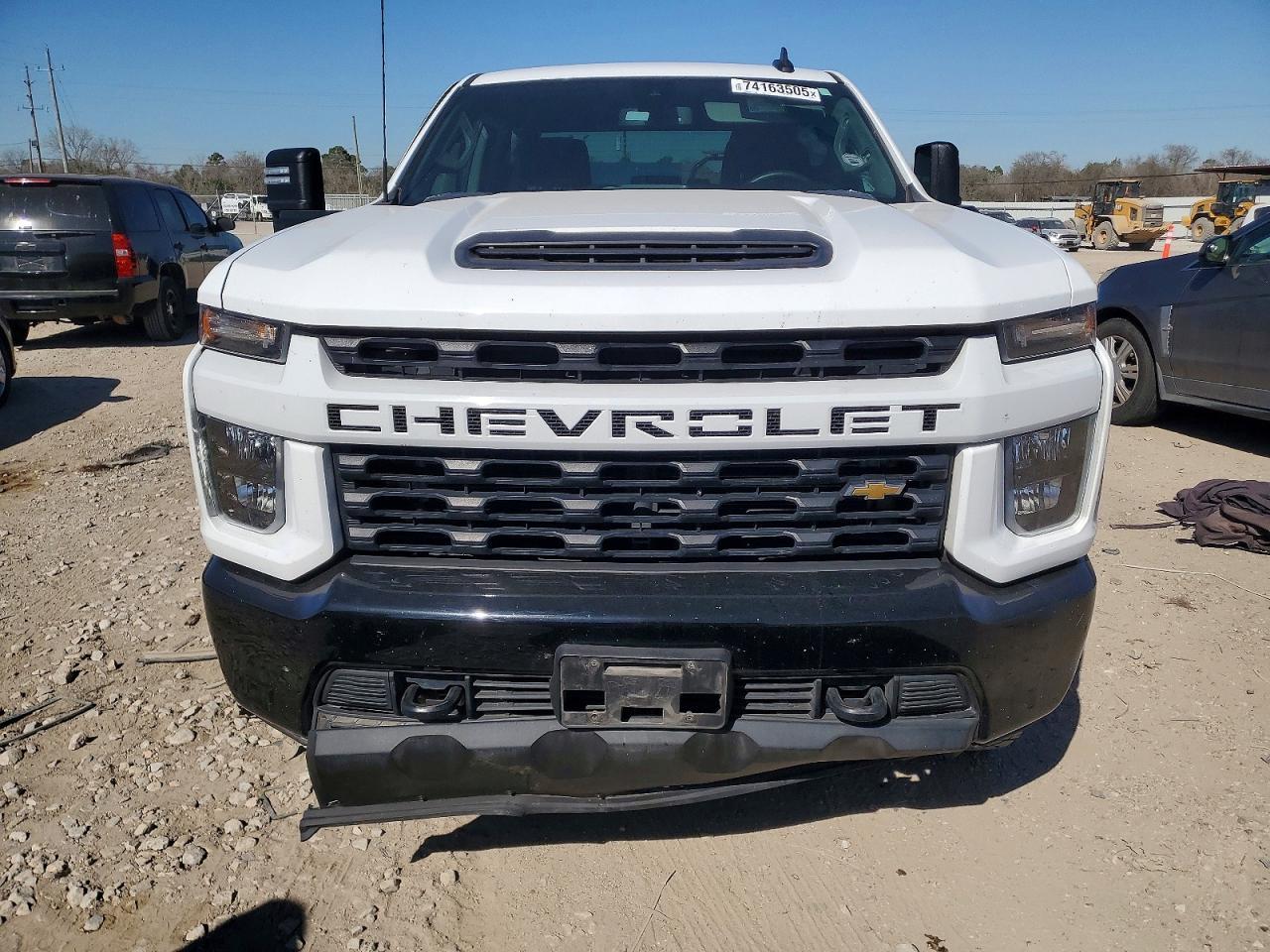 2022 Chevrolet Silverado K2500 Custom - Фото 5