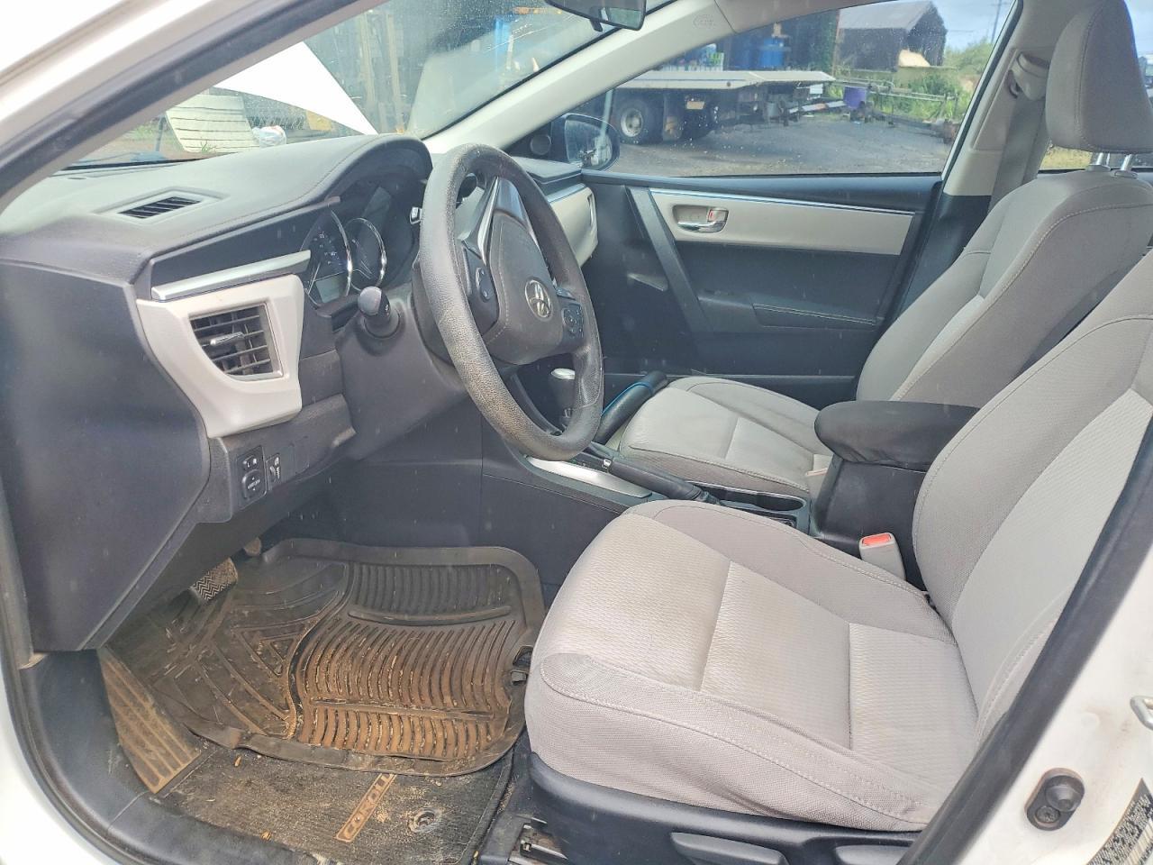 2015 Toyota Corolla L - Фото 7
