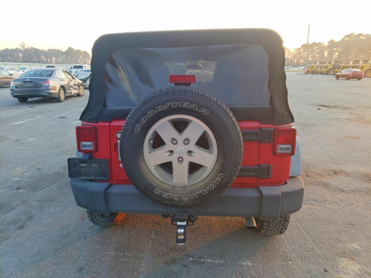 2011 Jeep Wrangler Unlimited Sport - Фото 6