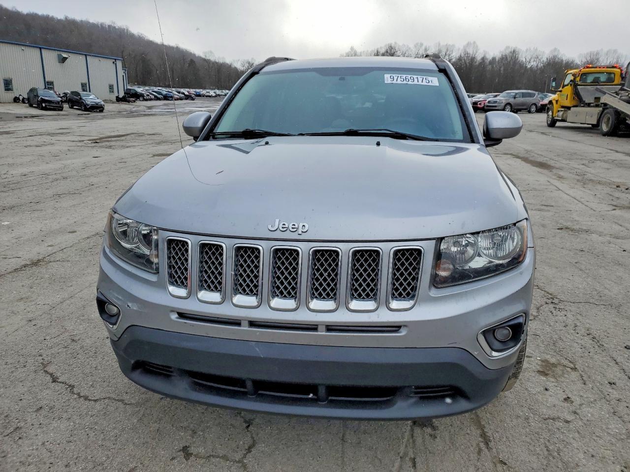 2017 Jeep Compass Latitude - Фото 5