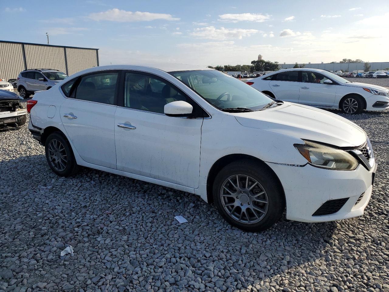 2018 Nissan Sentra S - Фото 4