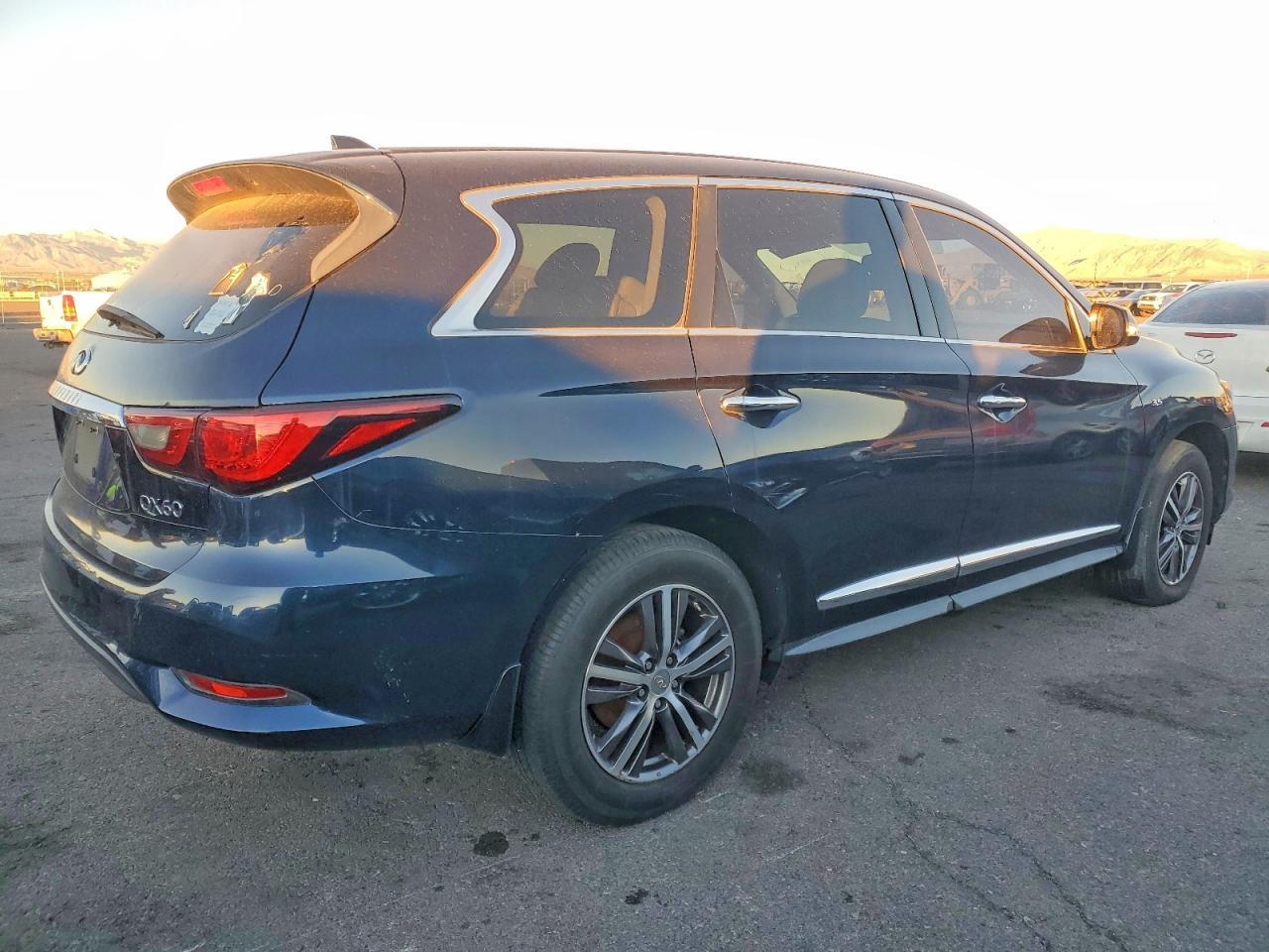 2017 Infiniti Qx60 - Фото 3