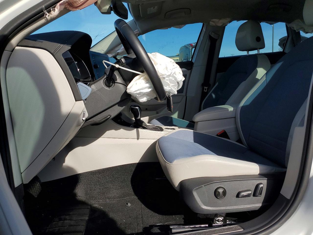 2025 Volkswagen Jetta Se - Image 7