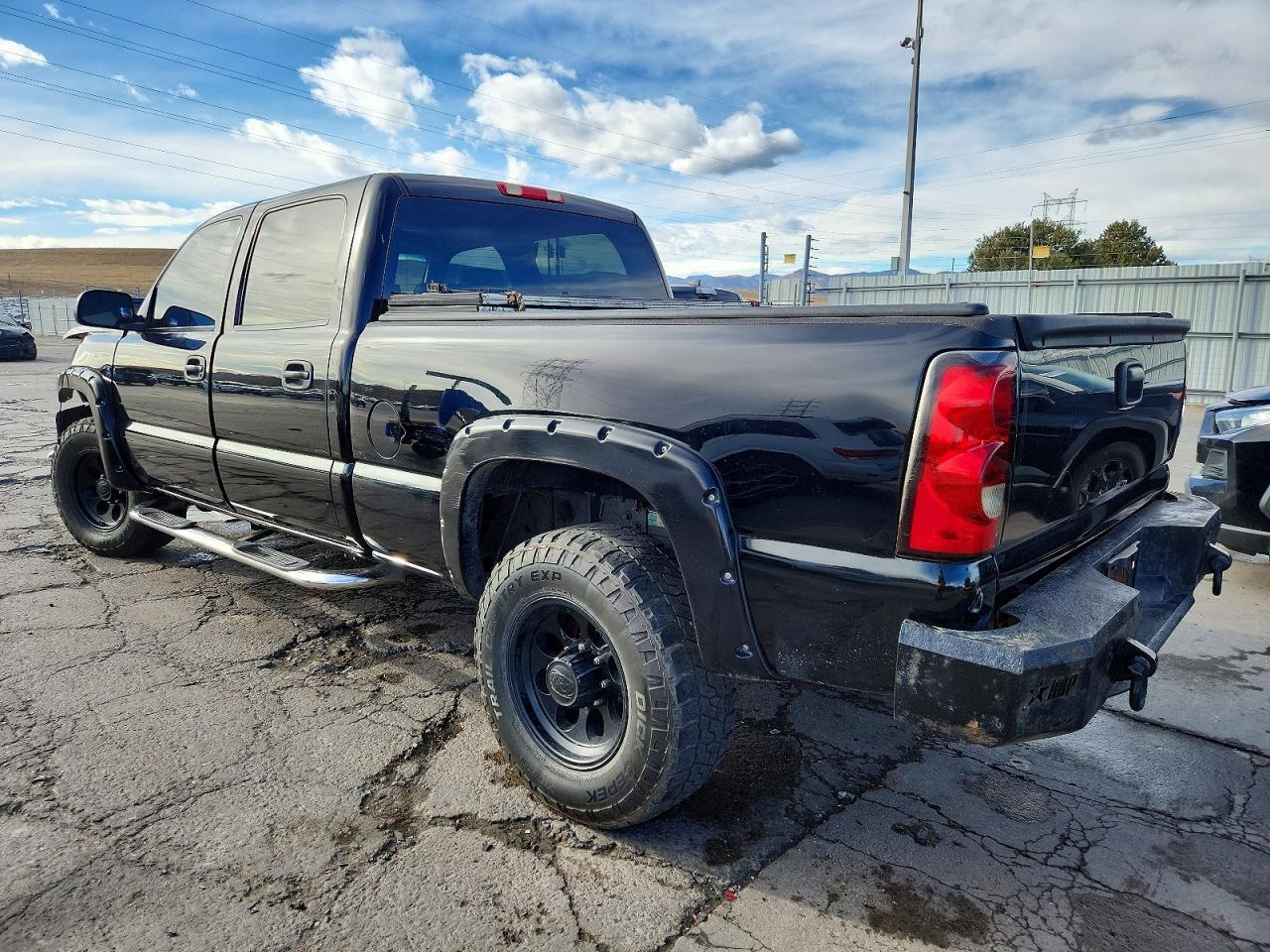 2007 Chevrolet Silverado K2500 Heavy Duty - Фото 2