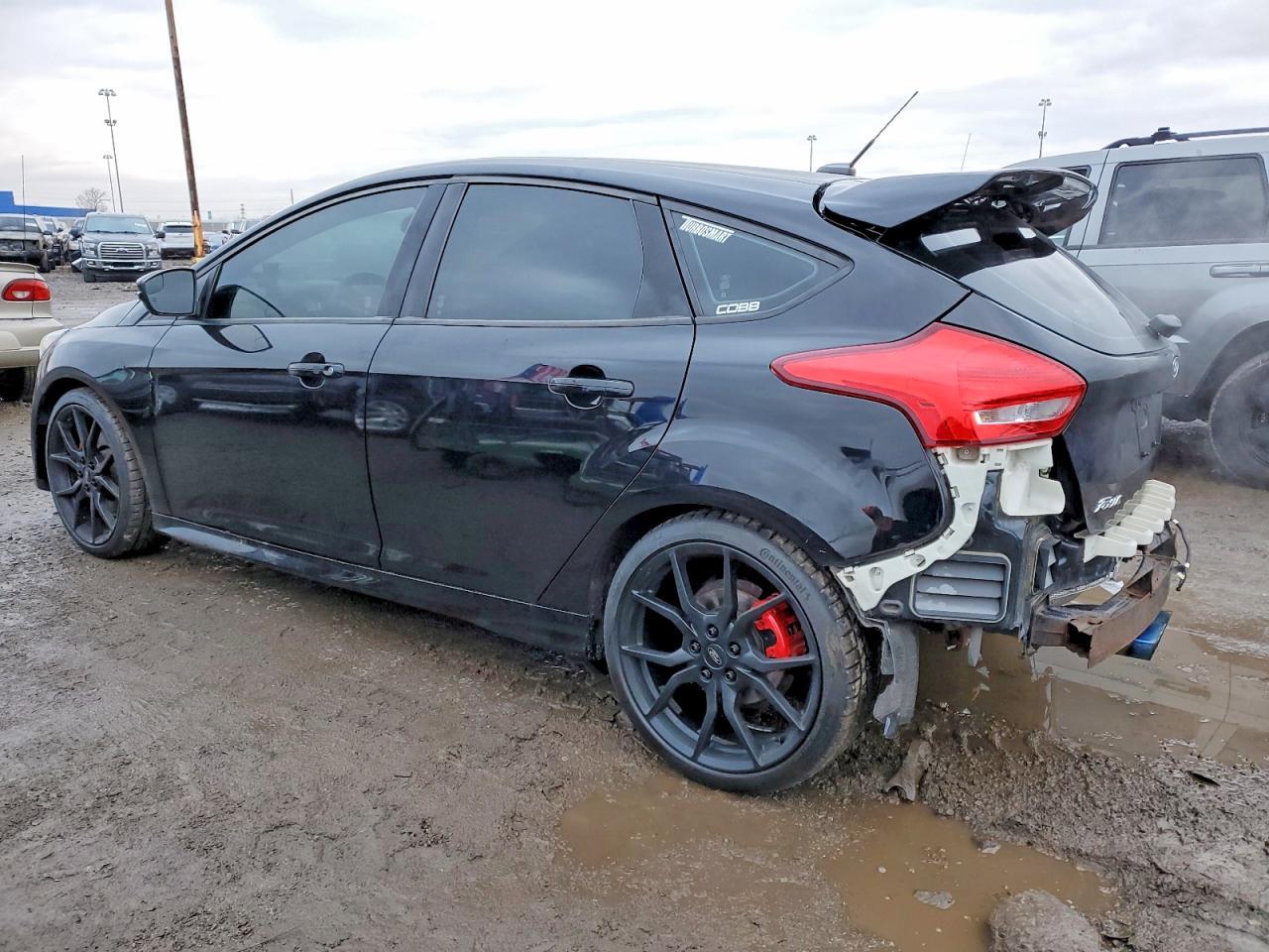 2017 Ford Focus St - Фото 2