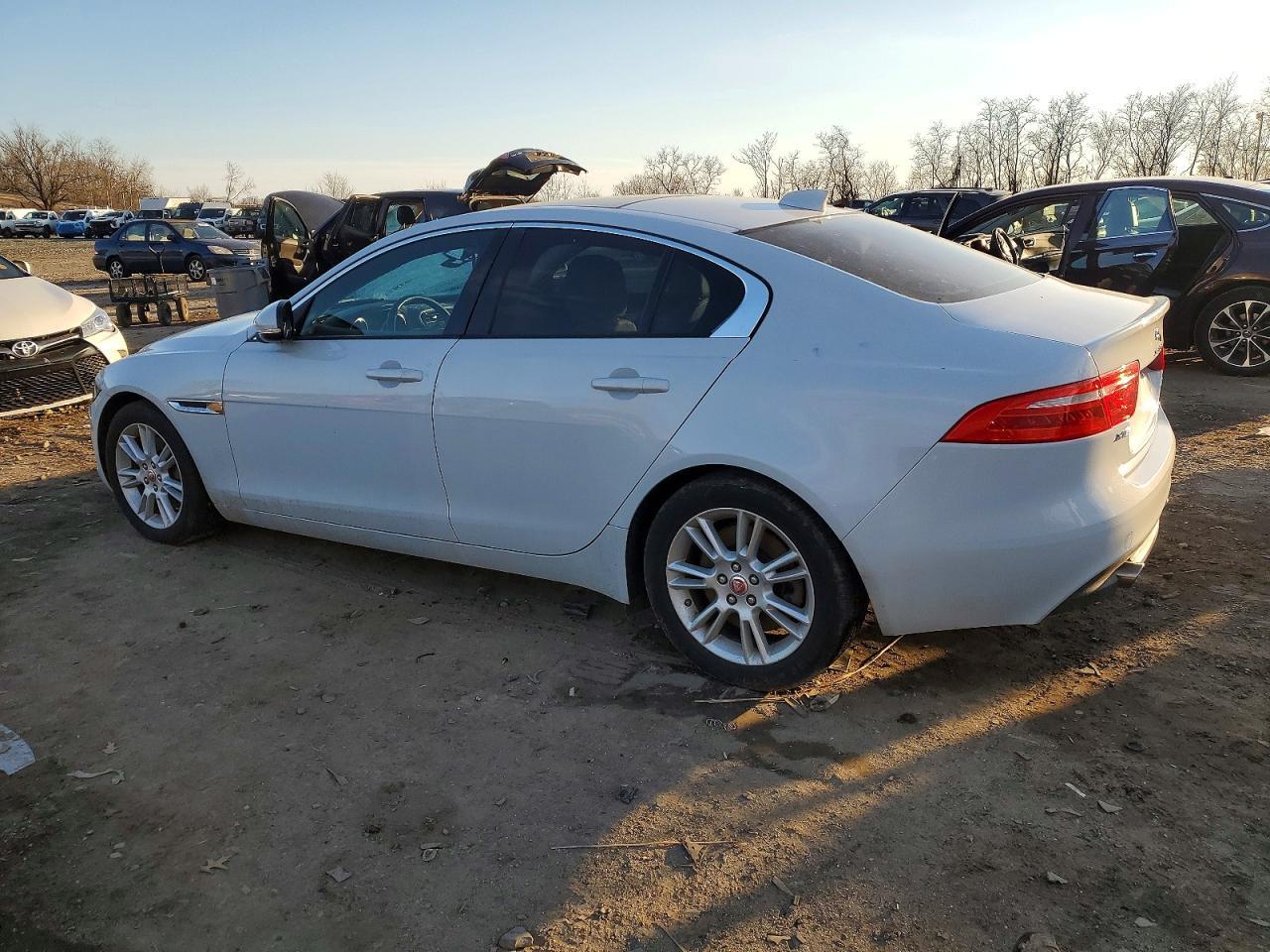 2018 Jaguar Xe Premium - Image 2