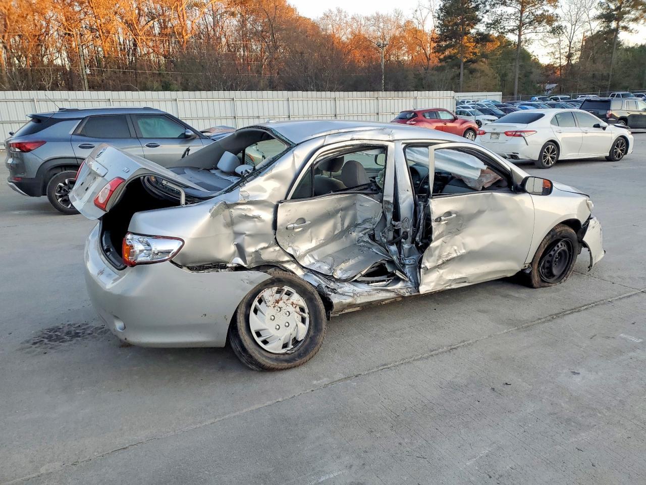 2009 Toyota Corolla Base - Фото 3