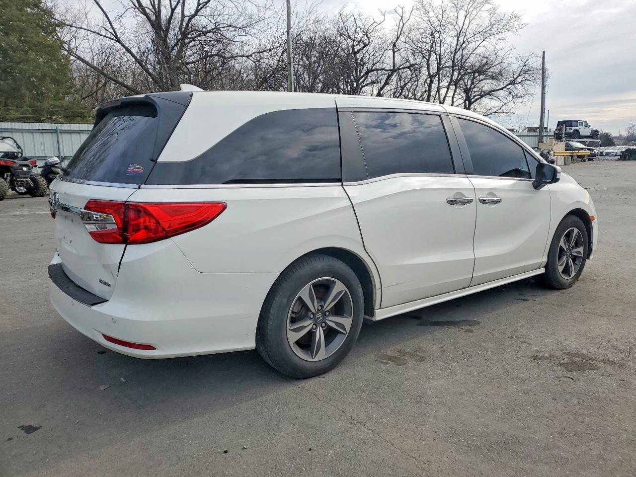 2019 Honda Odyssey Touring - Фото 3