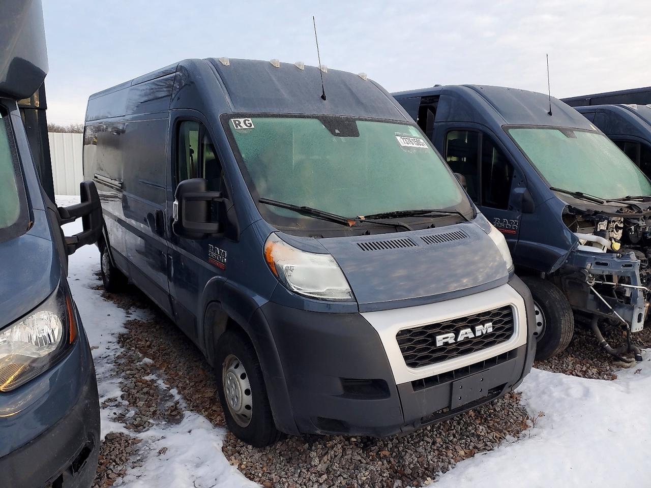 2021 Ram Promaster 3500 - Cargo Van ** Clean Title * Prior Fleet ** - Фото 4