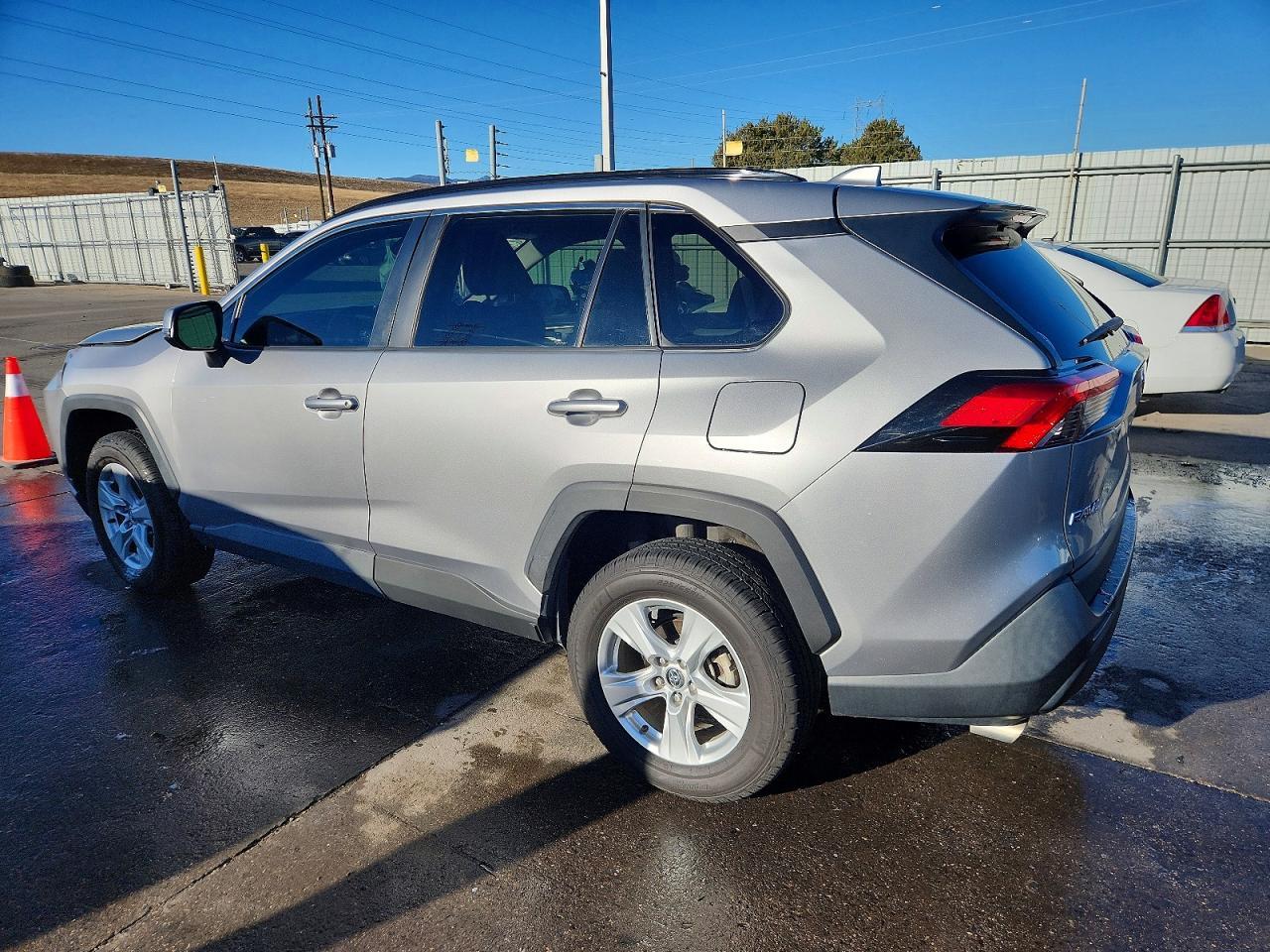 2020 Toyota Rav4 Xle - Image 2