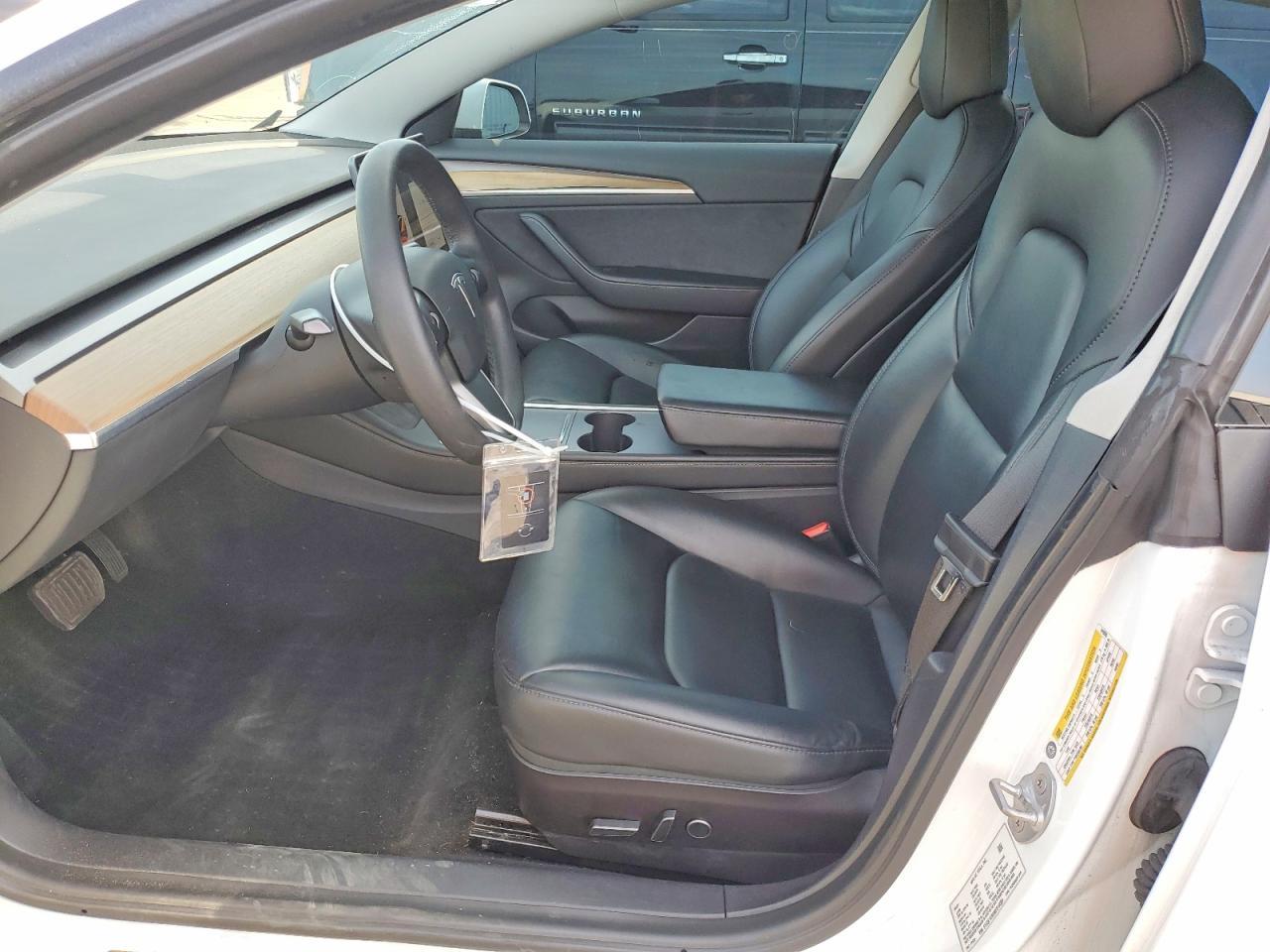2021 Tesla Model 3 - Image 7