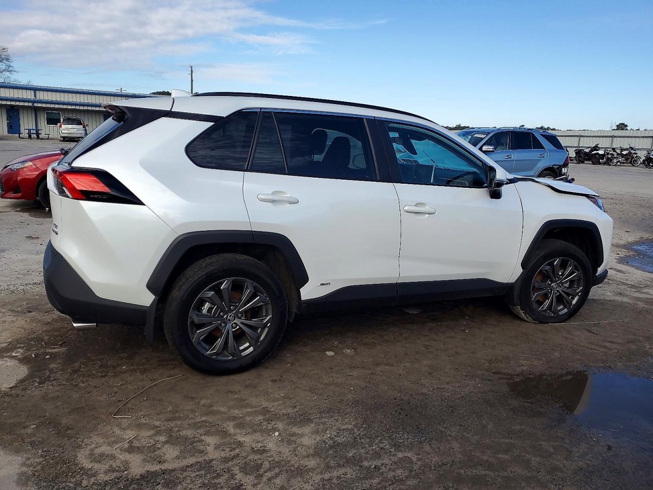2024 Toyota Rav4 Xle Premium - Фото 3