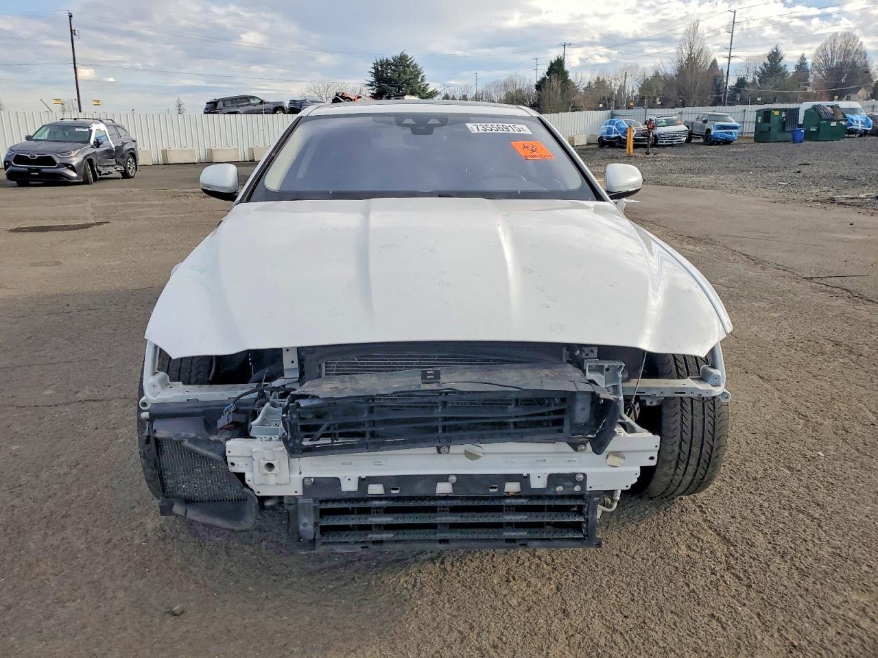 2020 Jaguar Xe S - Фото 5