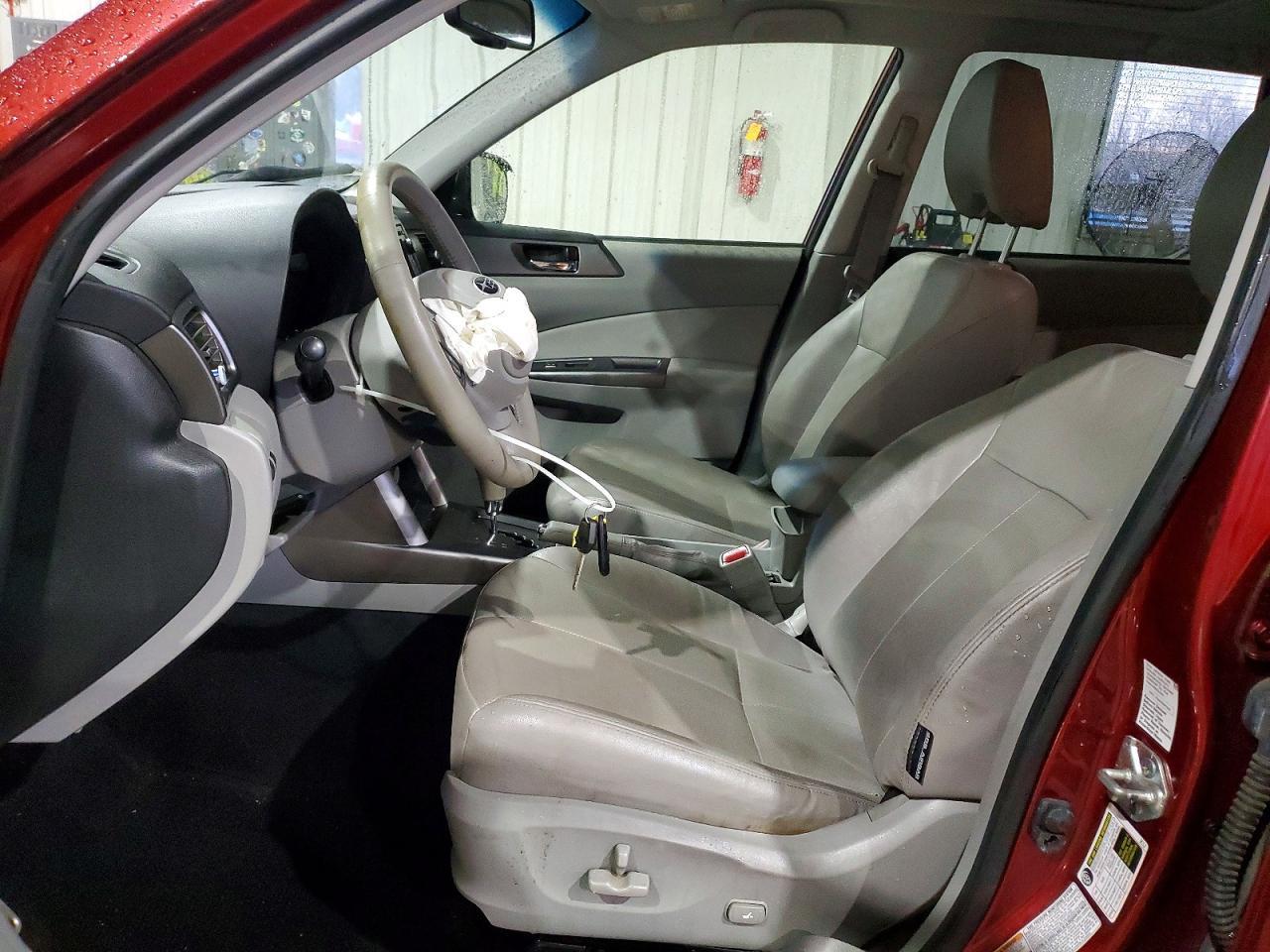 2012 Subaru Forester Touring - Фото 7