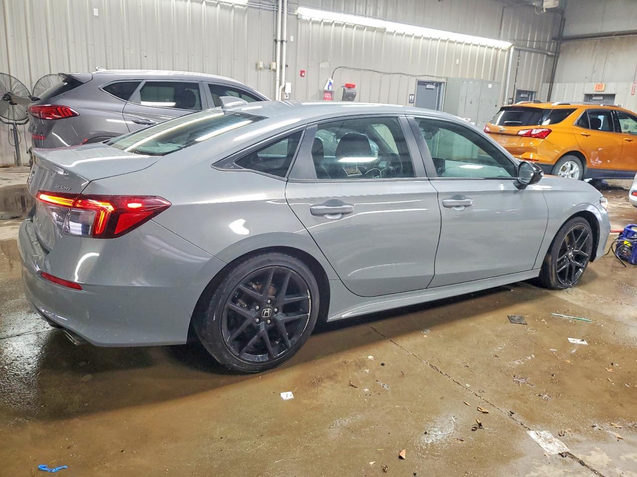2025 Honda Civic Sport - Фото 3