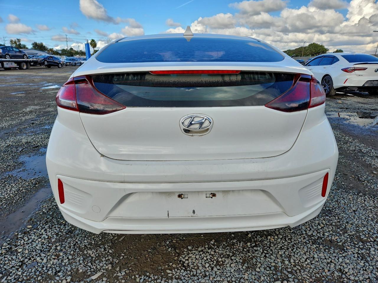 2020 Hyundai Ioniq Blue - Image 6