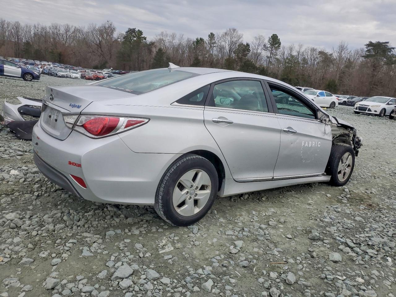2012 Hyundai Sonata Hybrid - Image 3