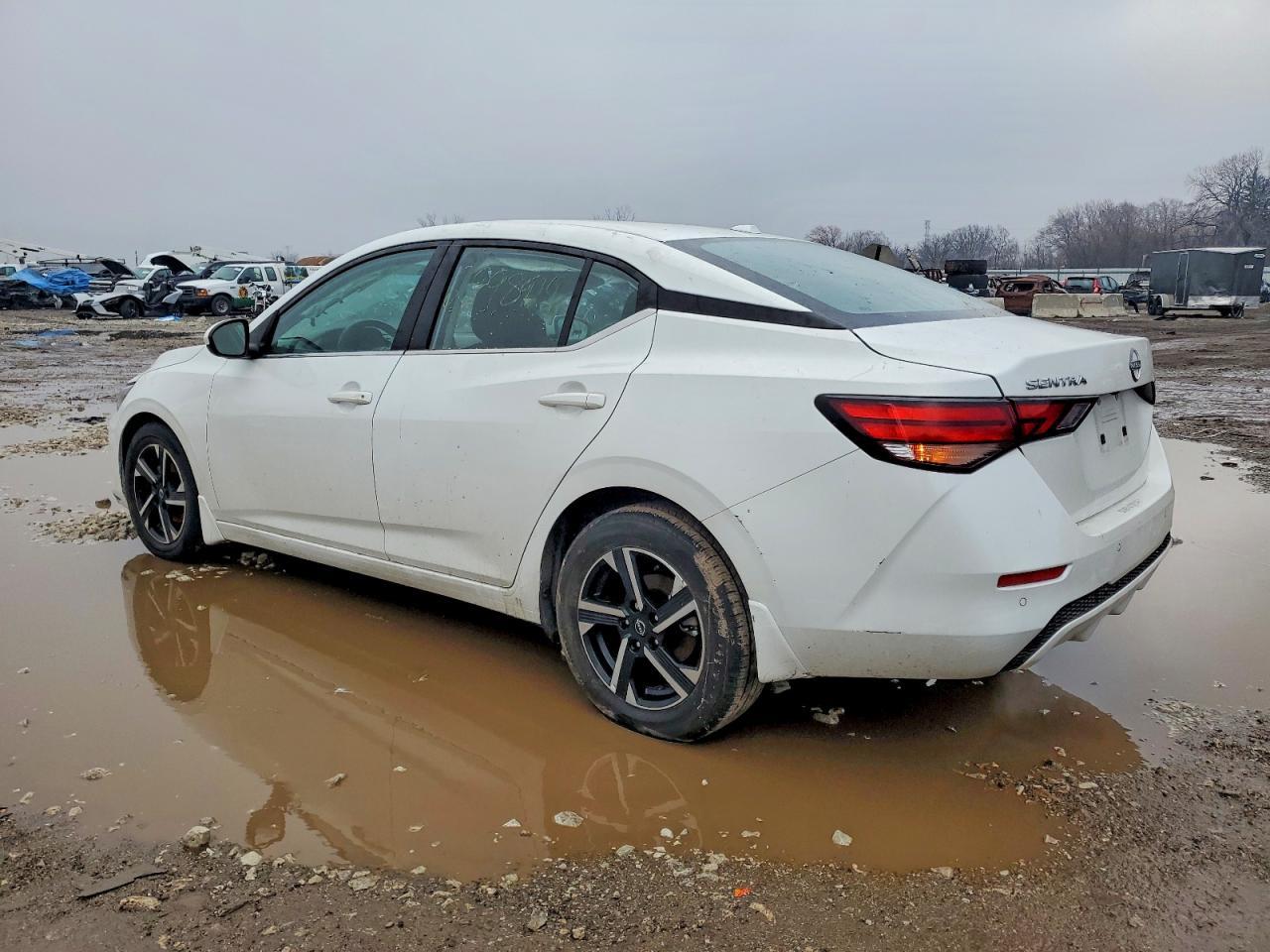 2024 Nissan Sentra Sv - Image 2