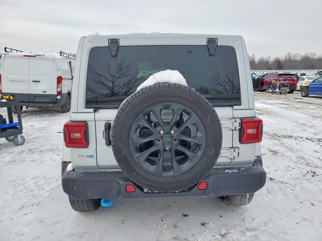 2024 Jeep Wrangler Sahara 4Xe - Image 6