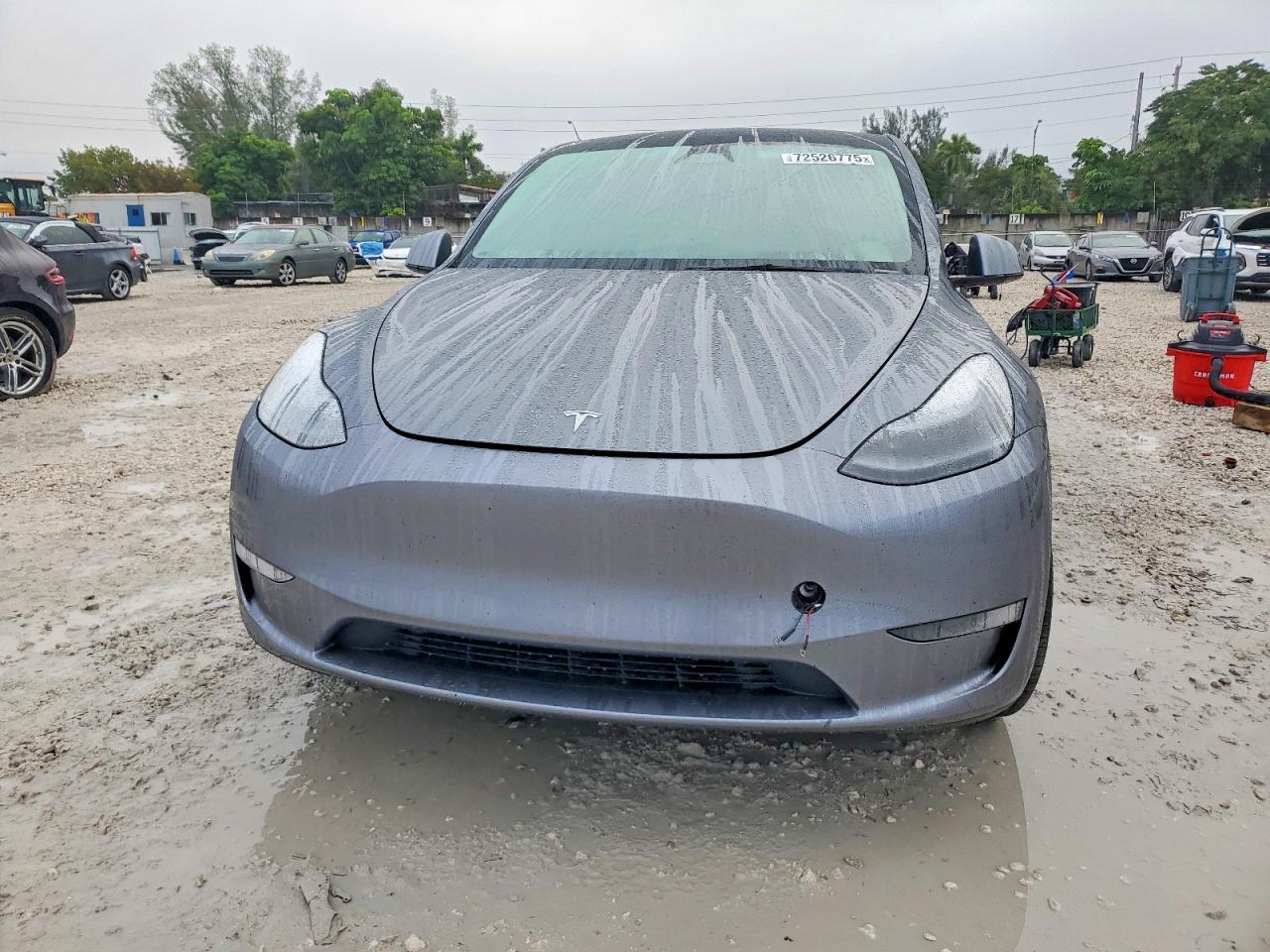 2024 Tesla Model Y - Image 5