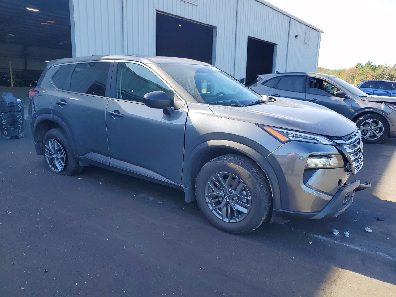 2026 Nissan Rogue S - Фото 4