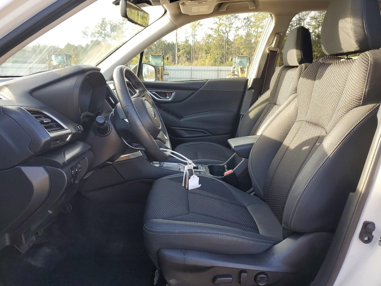 2024 Subaru Forester Premium - Image 7