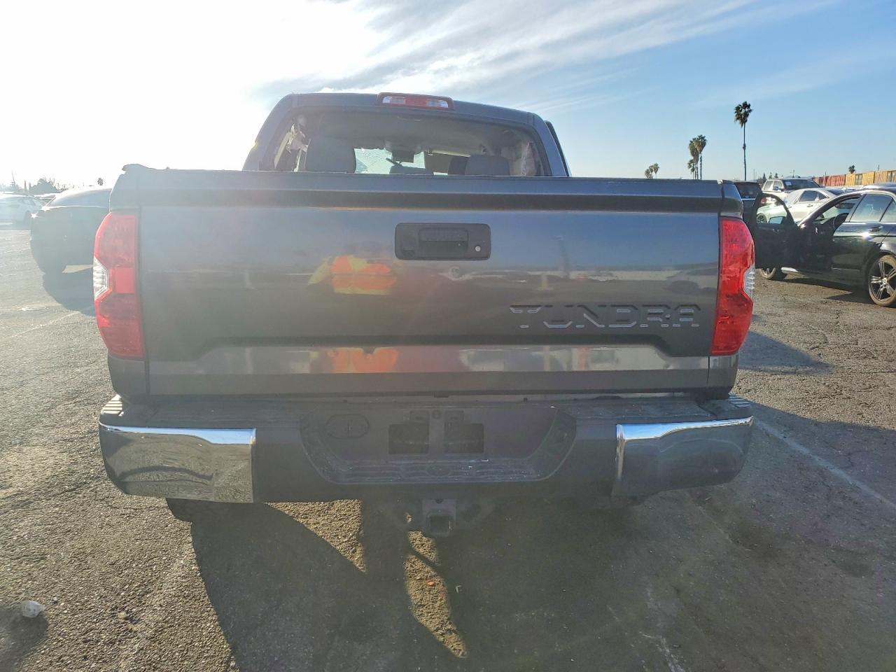 2017 Toyota Tundra Crewmax Sr5 - Фото 6