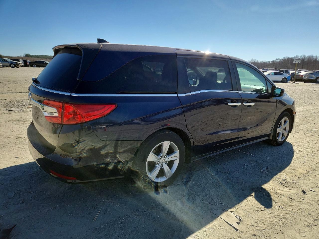 2018 Honda Odyssey - Фото 3