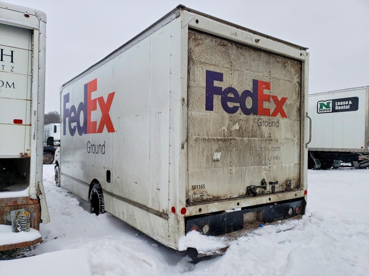 2022 Ford E450 Box Truck - Фото 2