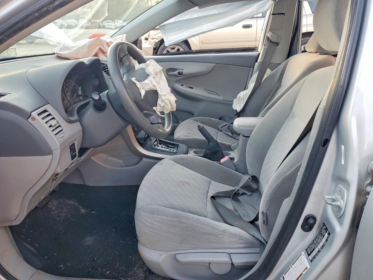 2009 Toyota Corolla Base - Фото 7