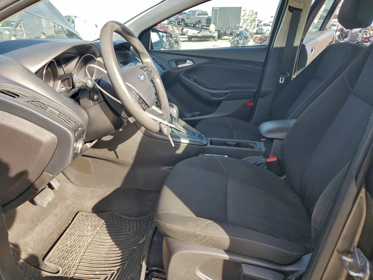 2018 Ford Focus Se - Фото 7